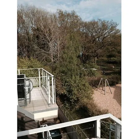 Lobbe Mit Direkter Strandlage Nyaraló Middelhagen