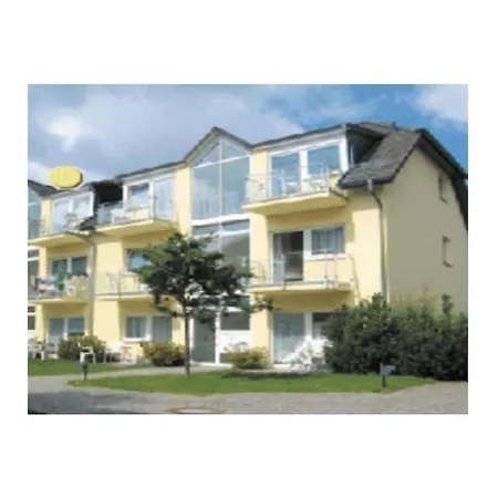 Lobbe Mit Direkter Strandlage Nyaraló *